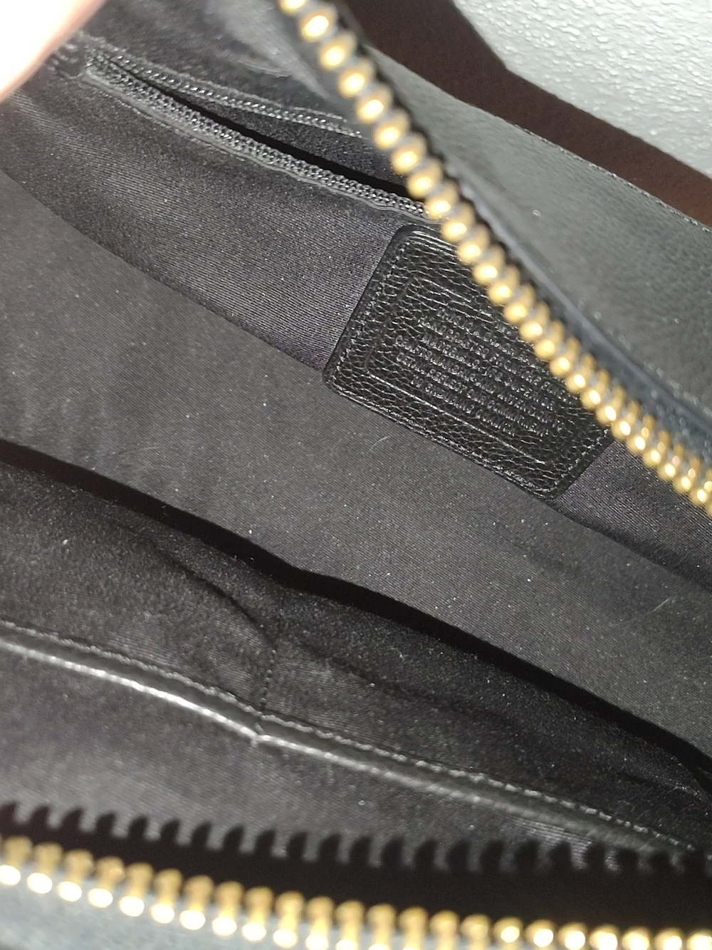 Coach Pebble Leather Black Shoulder Bag - Picture 3 of 3